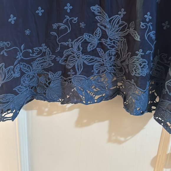 Johnny Was blue on blue embroidered - Picture 5 of 5